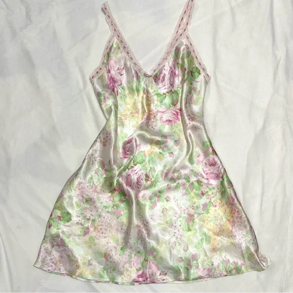 Oscar de la Renta Floral Slip - Picture 1 of 4